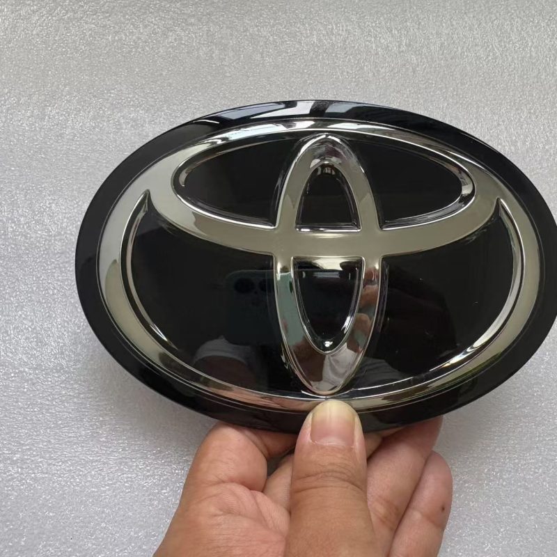 90975-02124 90975-02136 Toyota Corolla 2019 - 2022 Front Grille Emblem Acc Radar Emblem